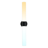 VOTIVA II arbotante LED lineal vertical blanco opalino con soporte negro, fondo blanco