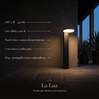 La Luz: BIDA II con LED 5 W · 440 lm, Luz cálida 3 000 K, Panel solar y sensor de movimiento, Con estaca o sobre piso, IP44 · protegida contra salpicaduras