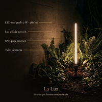 GRAS II: LED integrado 7 W · 580 lm, Luz cálida 3 000 K, IP65 para exterior, Tubo de 81 cm