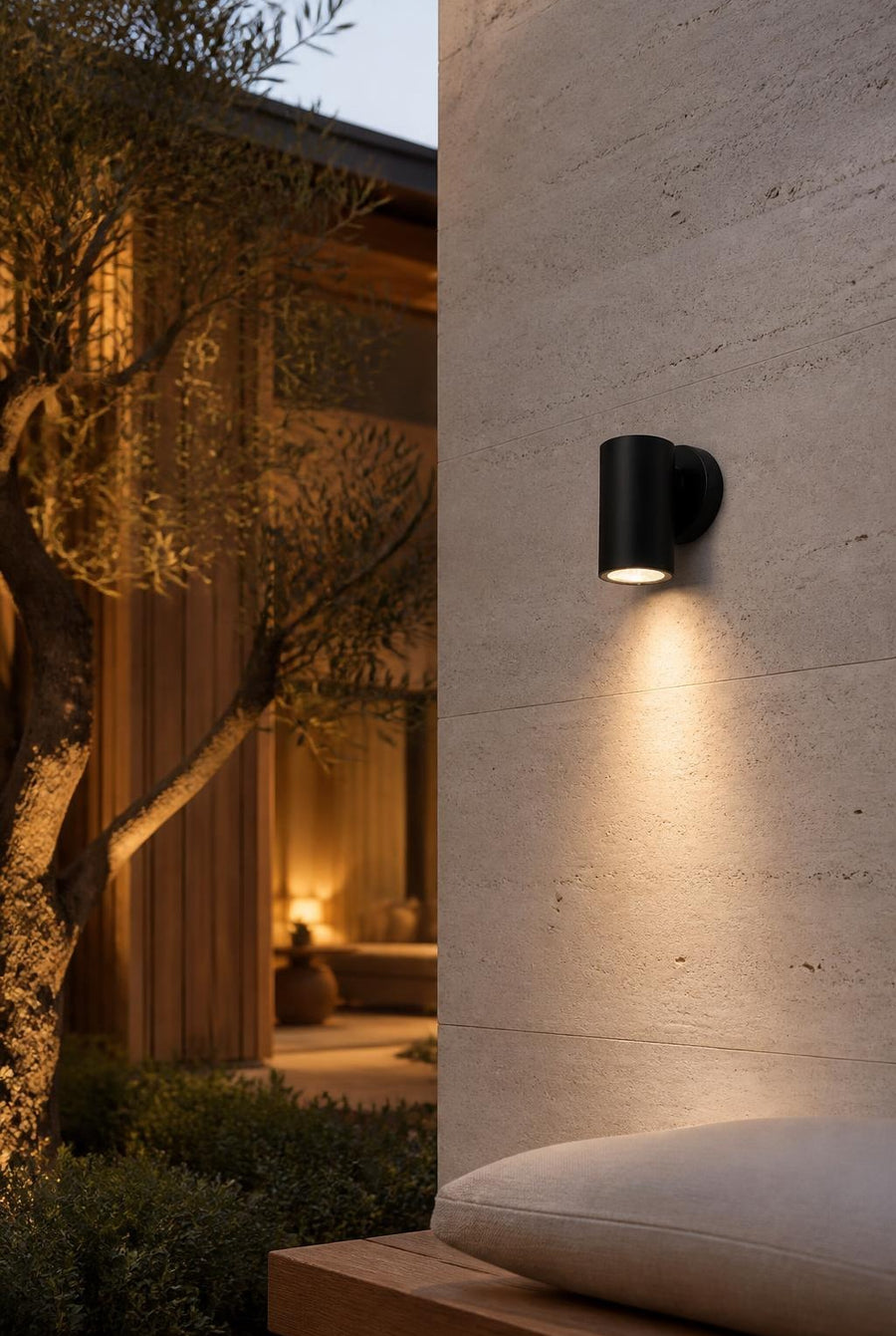 UNBUB — Patio & Jardín